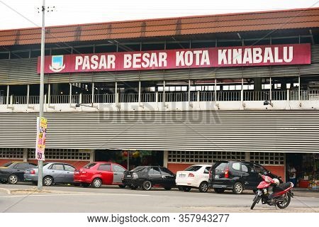 Kota Kinabalu, My - June 21: Pasar Besar Kota Kinabalu Market Facade On June 21, 2016 In Kota Kinaba