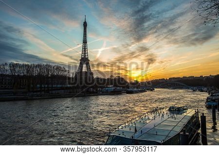 View On The Famous Paris Eiffel Tower From The Promenade Of The Seine .