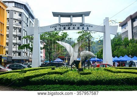 Kota Kinabalu, My - June 21: The Great Egret Monument Arch At Tugu Peringatan Malaysia On June 21, 2