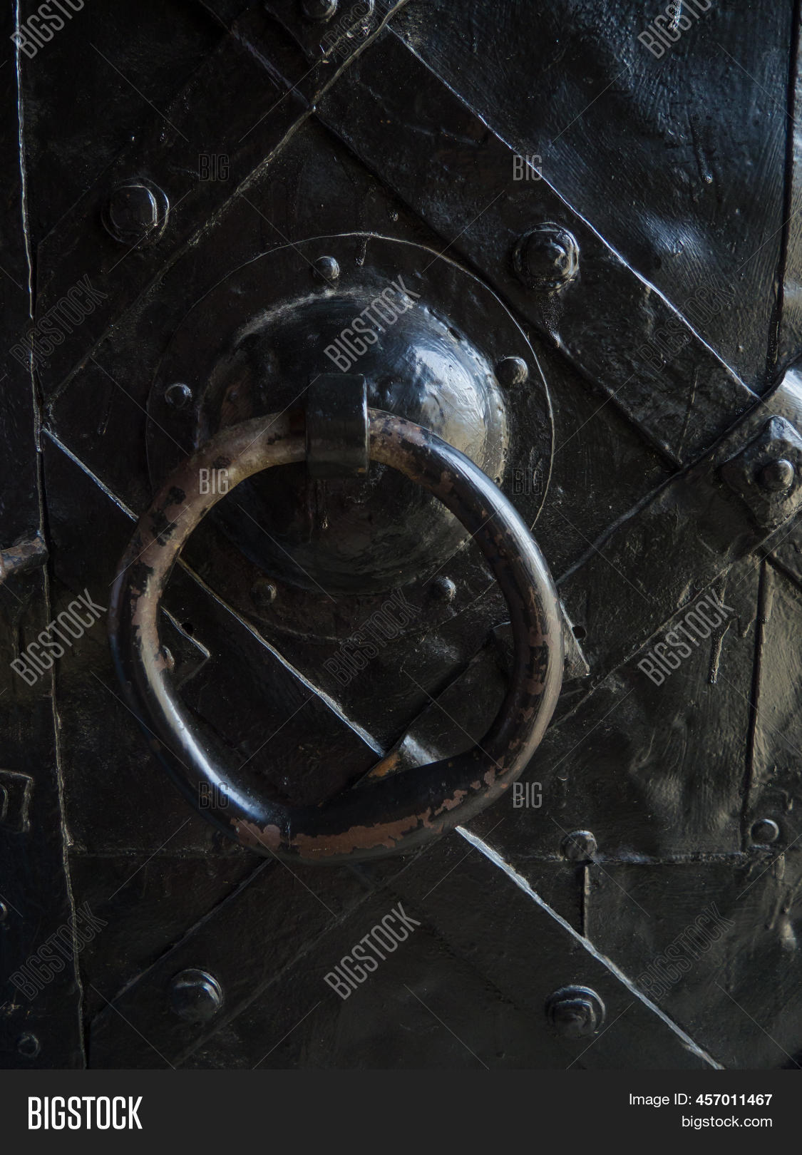 Ring Old Medieval Door Image & Photo (Free Trial) | Bigstock