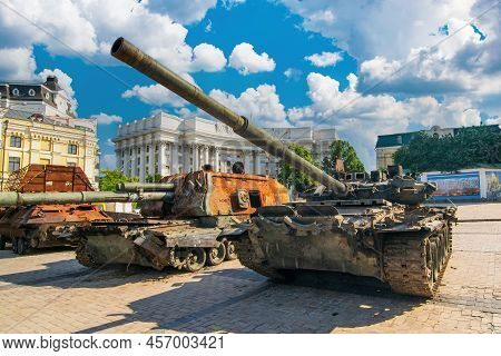 Captured Russian Tank And Self-propelled Artillery Destroyed During Russian Invasion Of Ukraine In 2