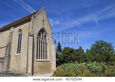 Antiga igreja gótica de Parthenay, Poitou-Charentes, França