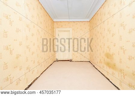 Photo Of A Room In An Old Housing Stock