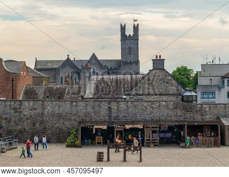 Limerick, Ireland - June 4, 2022: Tourists And Locals In The Courtyard Of King John\\\\\\\'s Castle 