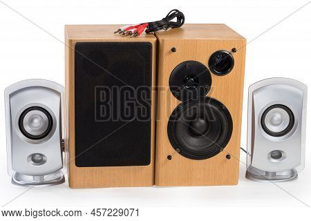 Pair Of Home High Fidelity Two-way Loudspeaker Systems With Bass Reflex Port In Wooden Housing, Pair