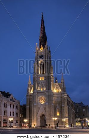 Neogothic มหาวิหารของเมืองซาด
