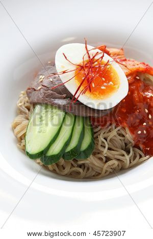 bibim naengmyeon, Kore soğuk noodles