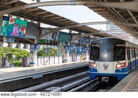Bangkok, Thailand - December 2021: Bts Skytrain At Platform. Bts Is  Bangkok Transit System Train Dr