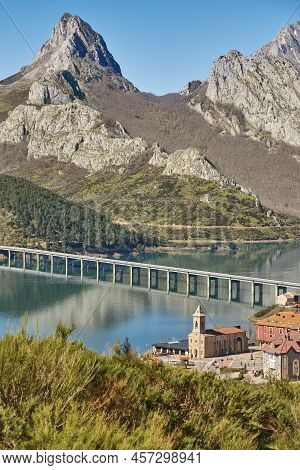 Picturesque Mountain And Reservoir Landscape In Spain. Riano. Castilla Leon