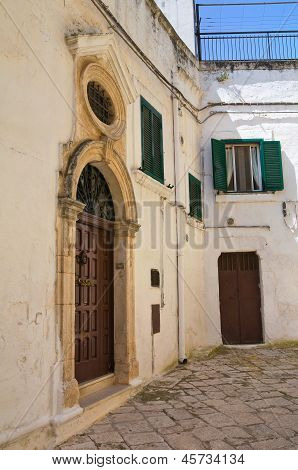 Palazzo storico. Ceglie Messapica. Puglia. Italia.