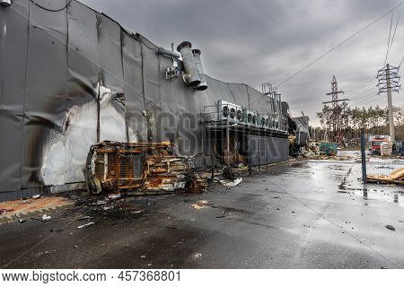Hostomel, Kyev Region Ukraine - 09.04.2022: Outside The Store, Which Was Bombed, Was Looted By Russi