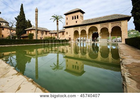 The Partal Gardens Of Alhambra In Granada