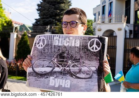 Chisinau, Moldova - Circa May 2022: Demonstration Near The Russian Federassion Ambassy. Poster 