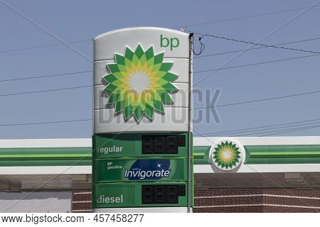 Lebanon - Circa June 2022: Bp Retail Gas Station. Bp And British Petroleum Is A Global British Oil A