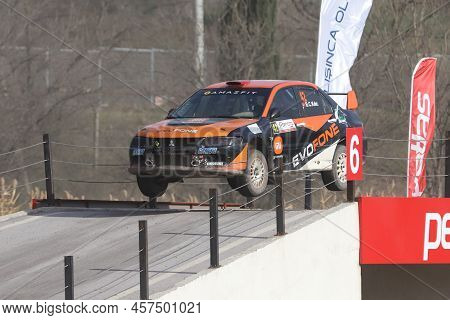 Kocaeli, Turkey - December 26, 2021: Bugra Can Kilic Drives Mitsubishi Lancer Evo Ix Of Evofone Rall