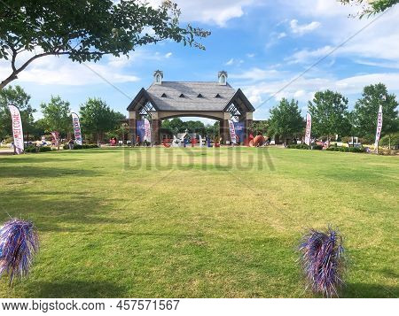 Special Events At The Andrew Brown Park East With Large Grass Lawn Square To Celebrate July 4Th Inde