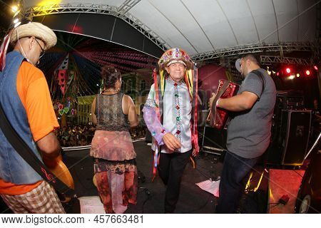 Salvador, Bahia, Brazil - June 26, 2022: Singer Val Macambira Performs In Pelourinho During A Party 