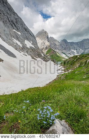 Mountain Hiking Trail Road. Grey Sky Before Thunderstorm. Between Italy And Austria: Near Volaia Lak