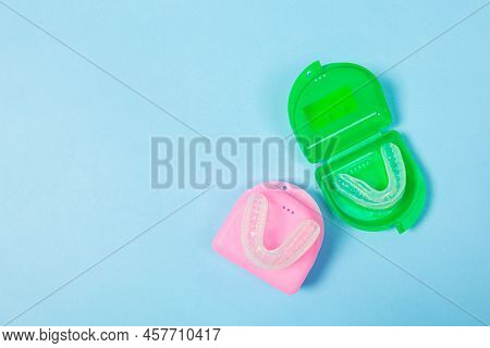 Orthodontic Silicone Simulator. Tray For Teeth In A Case Invisible Leveling Brackets. Mobile Orthodo