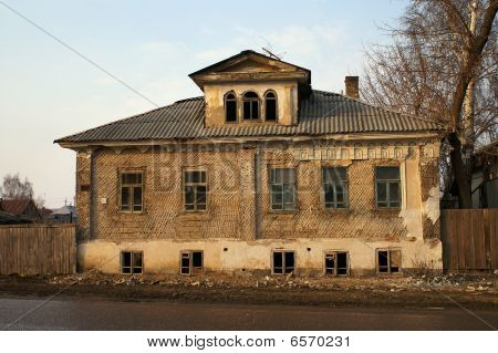 La vieille maison démolie