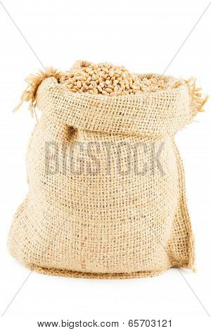 a sack is linen filled by a wheat