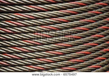 Kabel ocelové linie podtrhují
