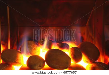 Echtes Feuer glühenden Kohlen