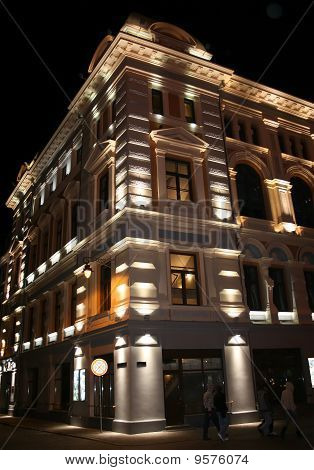 Gamle Riga arkitektur om natten