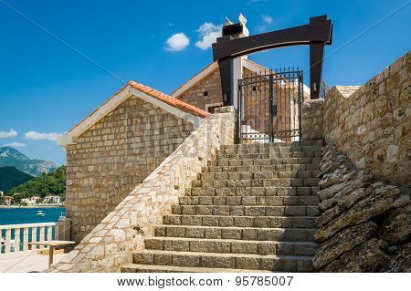 Petrovac medieval fortress entry