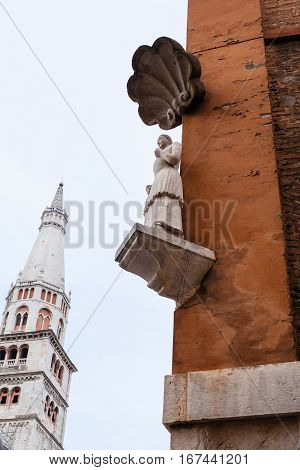 Figure The Bonissima In Modena City