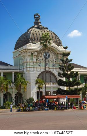 MAPUTO, MOZAMBIQUE - APRIL 29: Main railway statiion and bus terminal of Maputo, Mozambique on April 29, 2012. The station is transport hub for the country and historical landmark of colonial period