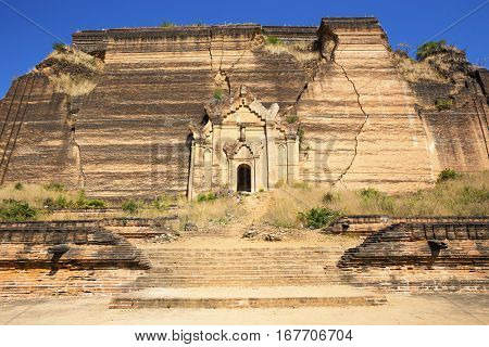 Ruined Pagoda in Mingun Paya / Mantara Gyi Paya ,Myanmar.