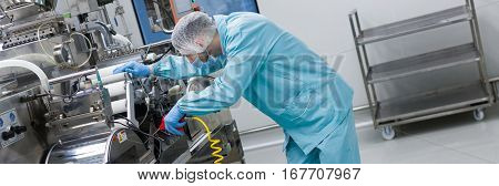 Widescreen Picture, Factory Worker Work With Machine, Steel Machines