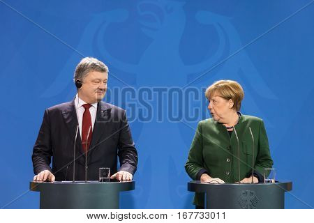 Angela Merkel And Petro Poroshenko