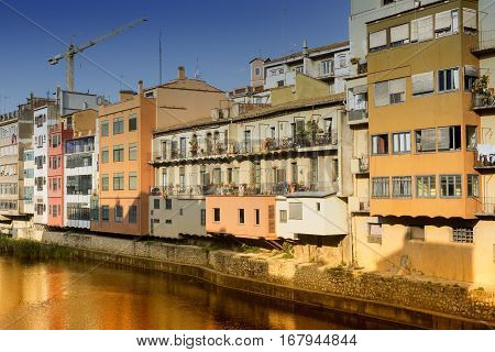 Girona (Gerona Catalunya Spain): old colorful houses along the Onyant river