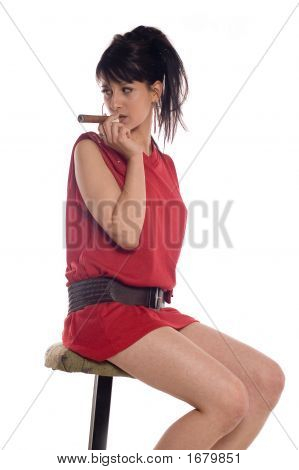 Mulher fumar cigarros