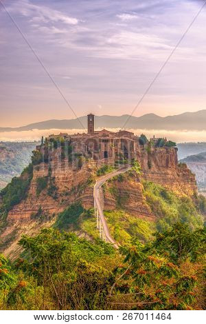 Morning View At The Old Town Civita Di Bagnoregio - Italy