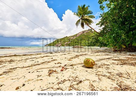 Bay Ternay & Cap Ternay Beach, Marine National Park, Mahe, Seychelles