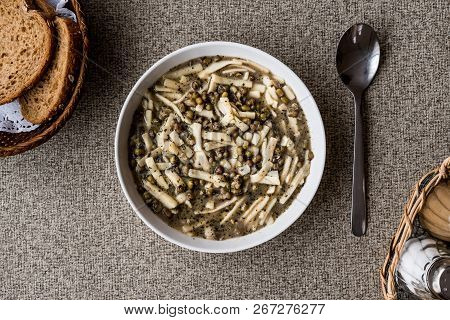 Turkish Mas Fasulyesi Corbasi / Mung Bean Soup With Bran Bread.