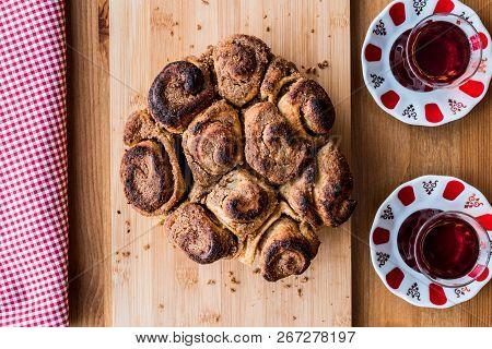 Turkish Hashasli Corek / Pastry With Poppy Seeds And Tea