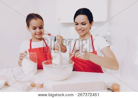 Flour For Dough. Preparation Doug For Bake Biscuit Cake Pie Muffin Pancakes. Happy Girl Help Beautif