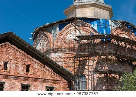 Holy Trinity Anzersky Monastery Of The Solovki Monastery On An Island Anzer (russia, Arkhangelsk Reg