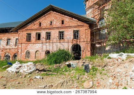 Holy Trinity Anzersky Monastery Of The Solovki Monastery On An Island Anzer (russia, Arkhangelsk Reg