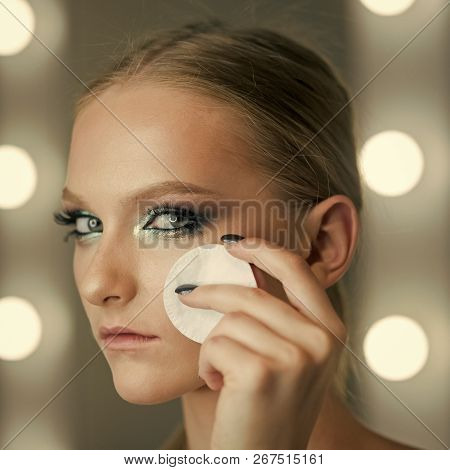 Makeup Application Or Removal. Woman Use Cotton Pad For Cleaning Face Skin. Beauty Model With Fresh 