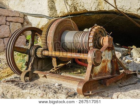 Electric Motor With Belt Drive Gear For Winding Steel Wire