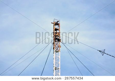 Aerial Platforms For The Transmission Of Radio Waves In The Longwave Range. Means Of Communication W