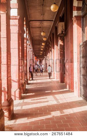 Colombo, Sri Lanka - July 26, 2016: Archway Of Cargills Main Store In Colombo, Sri Lanka