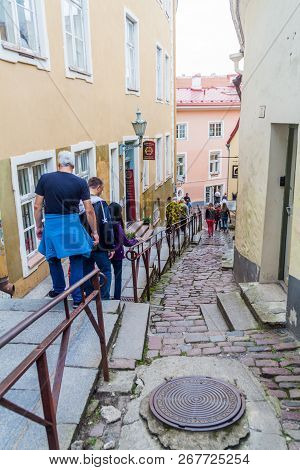 Tallinn, Estonia - August 22, 2016: Luhike Jalg Street In The Old Town In Tallinn, Estonia