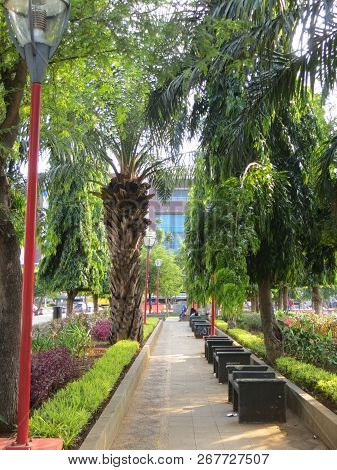 Semarang, Indonesia - October 28, 2018: Pedestrian Walkway At Taman Simpang Lima (simpang Lima Park)