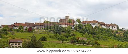 스위스 취리히 근처 Regensberg 성